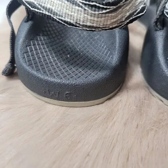 Chaco ZX/2 apex grey strappy outdoor hiking Women's Sandals Size 6