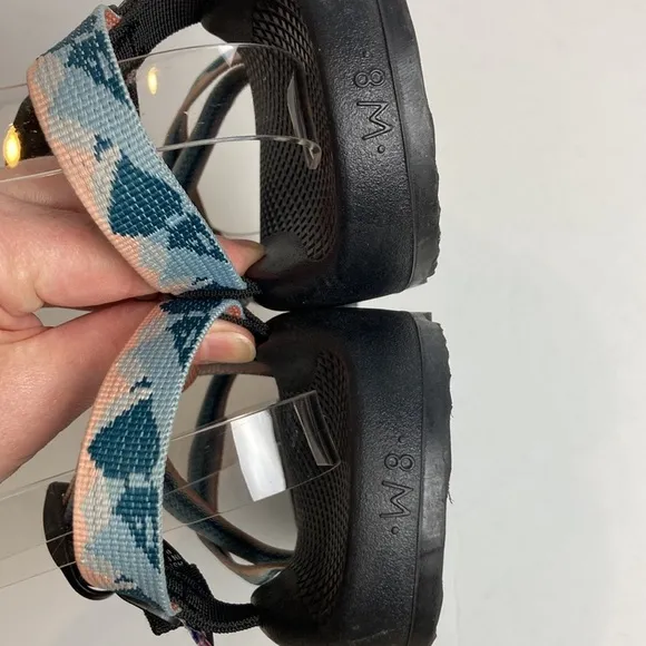 Chacos Z1 National Park Yosemite Sunset Hiking Water Sport Sandals Granola girl