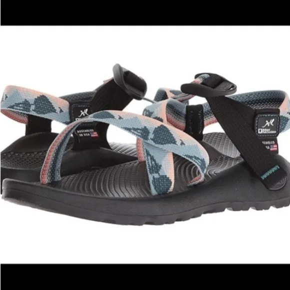 Chacos Z1 National Park Yosemite Sunset Hiking Water Sport Sandals Granola girl