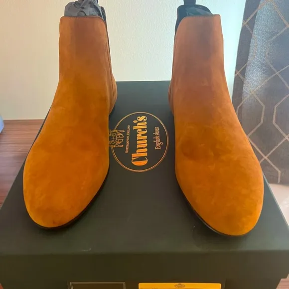 Church’s “SWAN” Chelsea boot  size 37 eu .