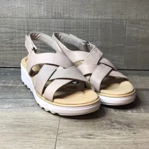 Clarks - Jillian Spring “Sand Leather”