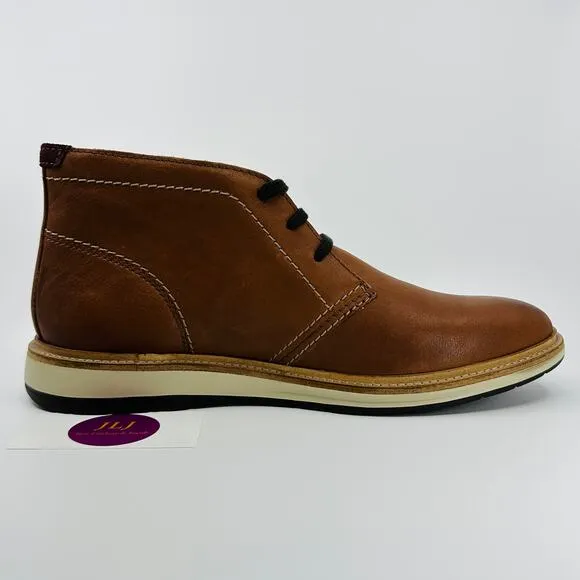 Clarks Men's Chantry Mid Tan Brown Leather Lace Up Chukkas Boots Size 10.5