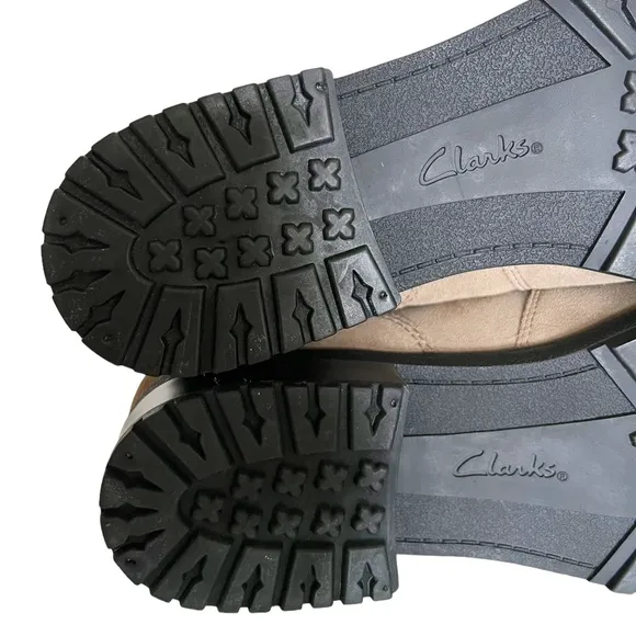 Clarks NEW Faralyn Alpha Soft Cushion Suede Hiking Boots In Taupe Size 9