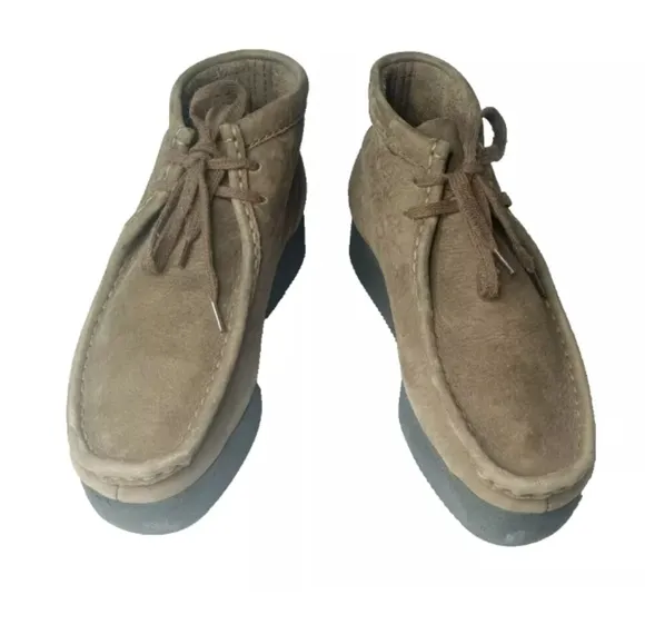 Clarks Wallabee Nubuck Leather Shoes Women's Size 10 M Brown