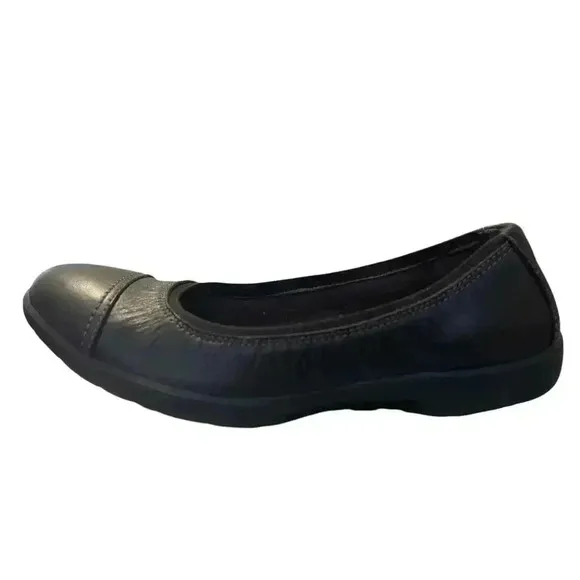 Clarks Women's Meadow Opal Black Leather