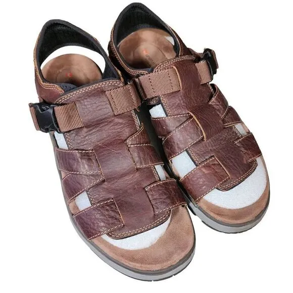 Clark's Unstructured Men's Brown Leather Un Trek Cove Sandals Size 12