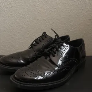 Classic Black Brogue Men's Shoes