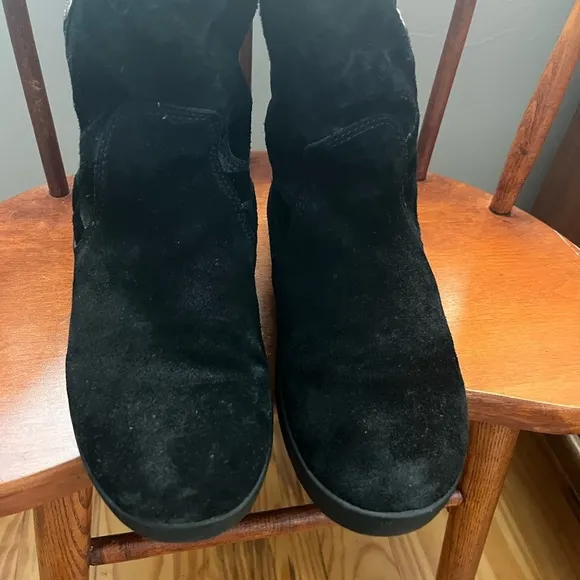 Coach Black Suede Tullip Winter Boots Size 9