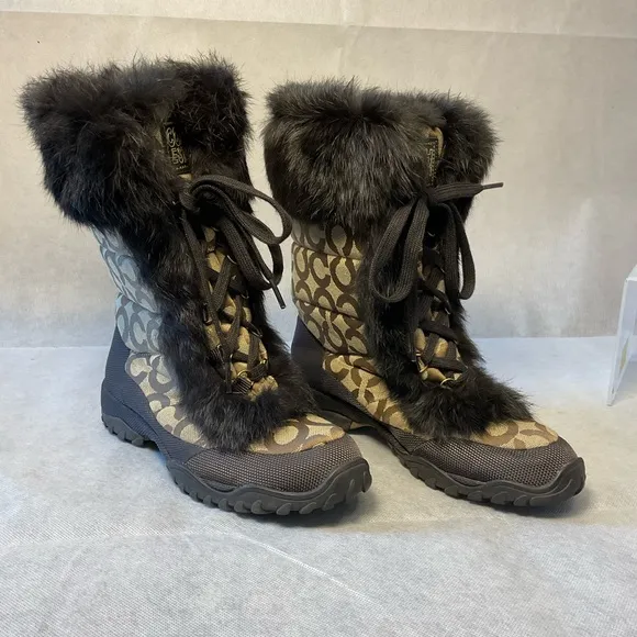Coach Signature Jennie Winter Boots- Size 7.5