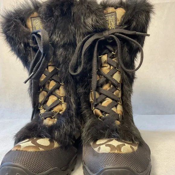 Coach Signature Jennie Winter Boots- Size 7.5