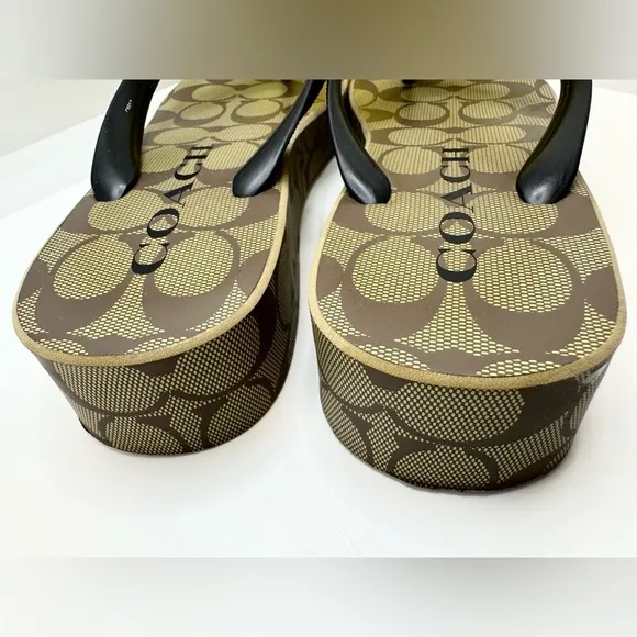 Coach Women's Lynn Wedge Khaki Black Flip Flop Platform Sandals 7B