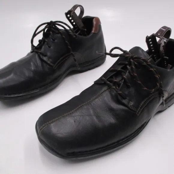 Cole Haan Black Leather Derby Shoes US 10M ﻿ ﻿