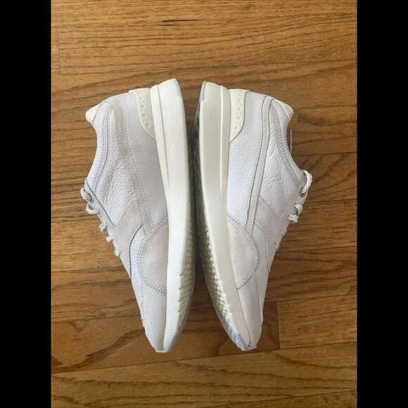 Cole Haan Grandpro Women’s Downtown Sneaker Ivory Python Size 8 White Shoes
