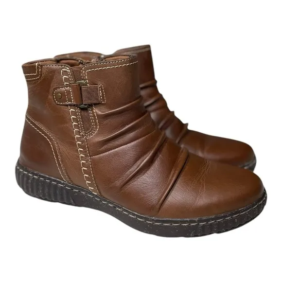 Collection By Clarks Women’s Caroline Orchid Brown Leather Ankle Boots