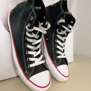 Converse Chuck leather upper mens shoes