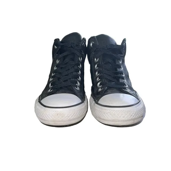 Converse Man Leather Shoes Size 7.5