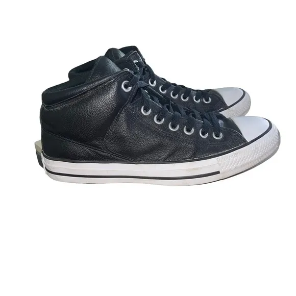 Converse Man Leather Shoes Size 7.5