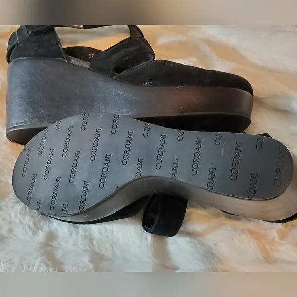 Cordani Women's Dallace Shoe On leather WedgeAll BLACK