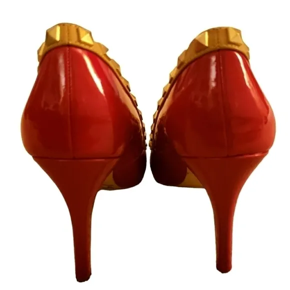 Cosmopolitan Women's High Heel Shoes