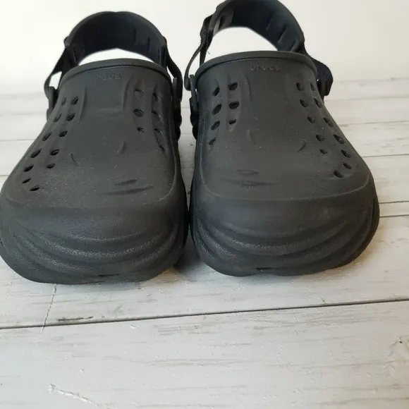 Crocs Echo Black Clog Sandals