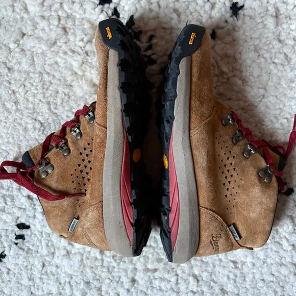 Danner Inquire Chukka 4&quot; Brown Red Boots Vibram Suede Waterproof Size 6