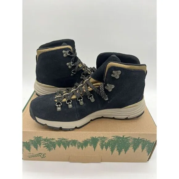 Danner Womens Mountain 600 4.5in Black/Khaki Suede Hiking Boots 62288 NWOB