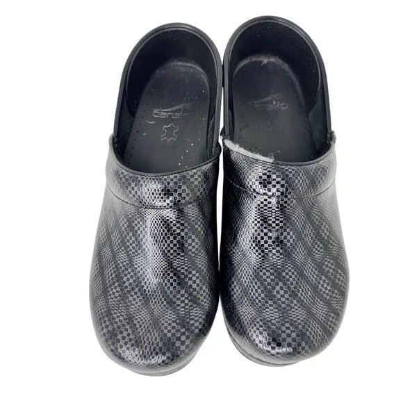 Dansko Professional Pro Clog Shoes Diamond Patent Leather Black Womens‎ Size 37