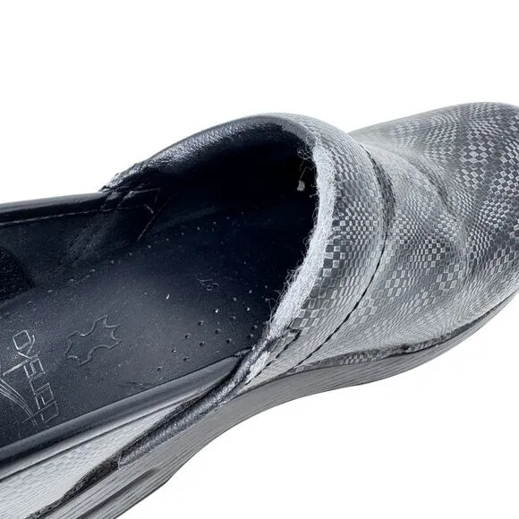 Dansko Professional Pro Clog Shoes Diamond Patent Leather Black Womens‎ Size 37