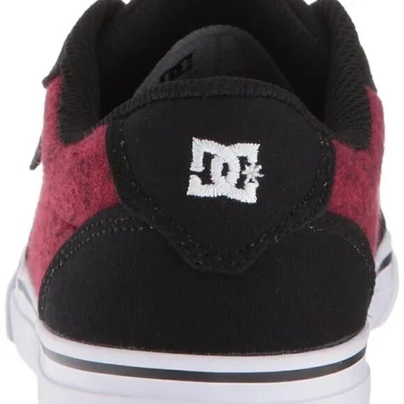 DC kid’s Anvil TX SE Sneaker