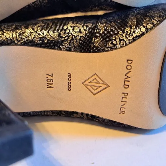 Donald Pliner Women's Pola Brocade Slip-On Metallic High Heels Size 7.5M New!