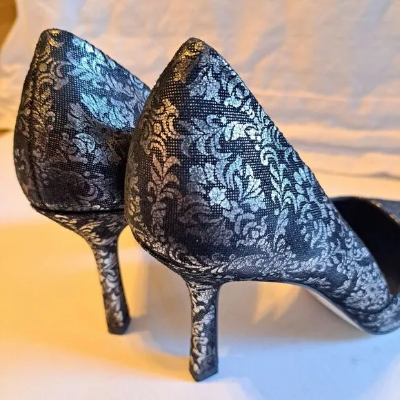 Donald Pliner Women's Pola Brocade Slip-On Metallic High Heels Size 7.5M New!