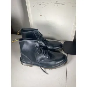 Dr. Martens Men's LEATHER 8 Eye Combat Boots BLACK Shoes Size 11