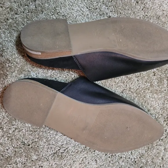 Dr Scholl's black leather Freya mules.