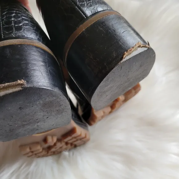 Dries Van Noten Leather Loafer