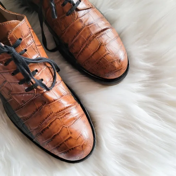 Dries Van Noten Leather Loafer