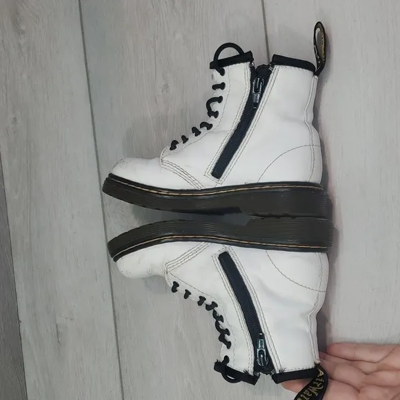 Dr.Martens Kids Girls 1460T Boots shoes sz UK 8 US 9