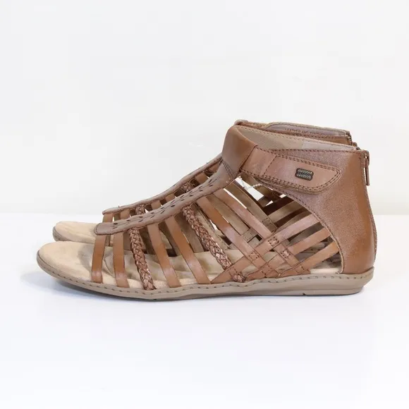 Earth Origins Bella Bruna Brown Almond Leather Gladiator Flat Sandals NWT NIB
