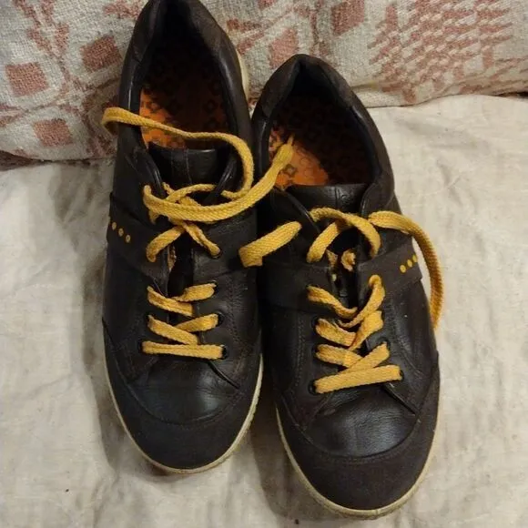 Ecco premium golf shoes