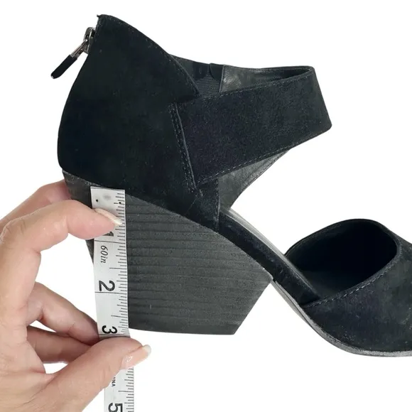 Eileen Fisher Black Mina Suede Shoes SZ 9