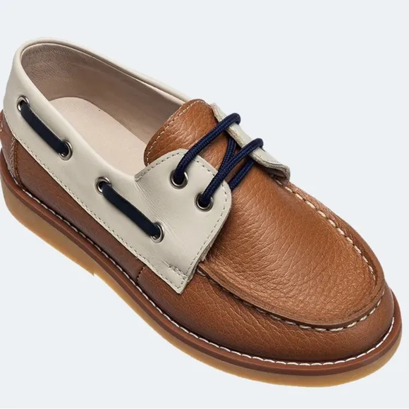 Elephantito Boat Shoes in Caramel Size 10 Toddler