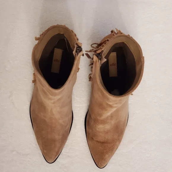 Elle Suede Boots Size 8.5 Eur 39