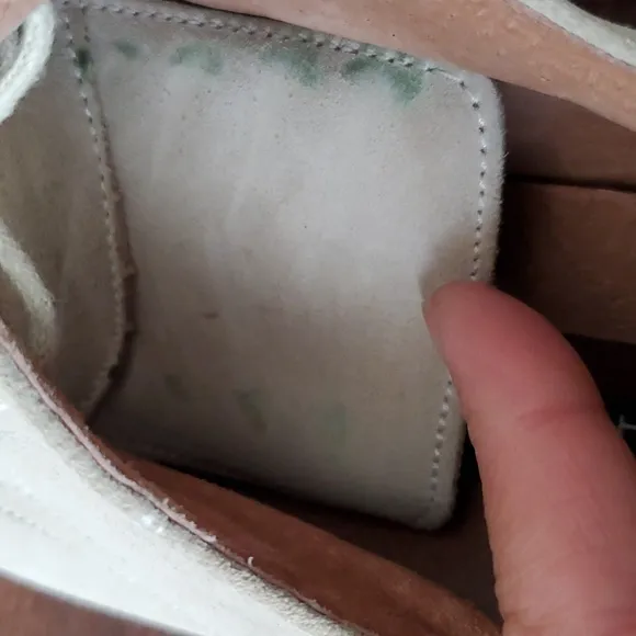EUC. Kearny Lace Up Casual Shoes White Suede, 10M