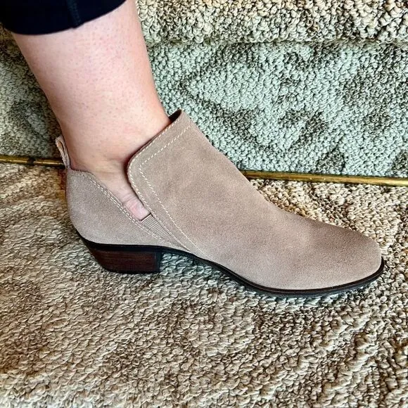 EUC Lucky Brand Bollo Tan Suede Bootie Ankle Boots Shoes Size 8 M