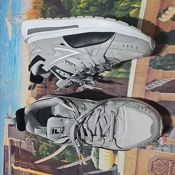Fila Sandenal Gray White Sneakers Shoes Size 10