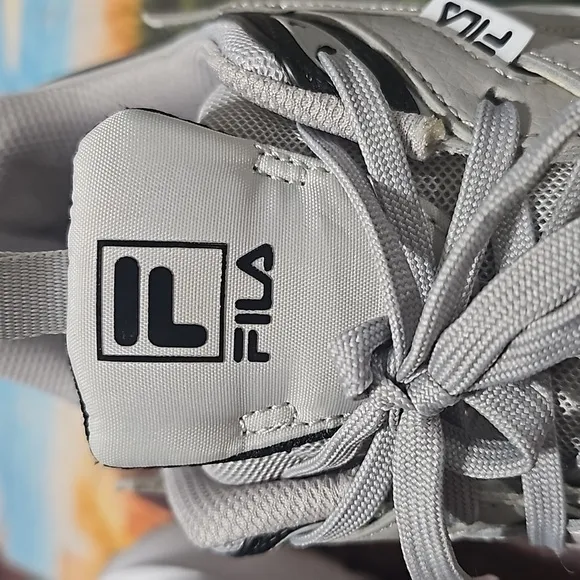 Fila Sandenal Gray White Sneakers Shoes Size 10