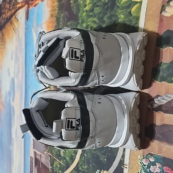 Fila Sandenal Gray White Sneakers Shoes Size 10