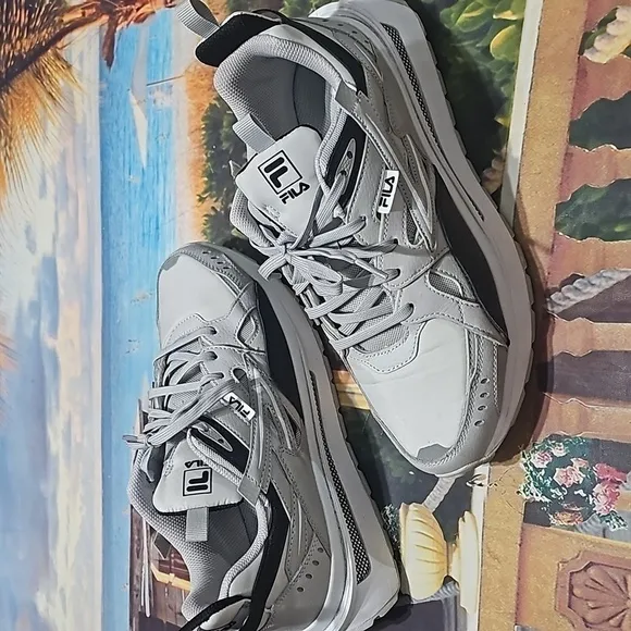 Fila Sandenal Gray White Sneakers Shoes Size 10