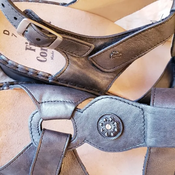 FINN COMFORT Adana Pewter Corten Leather T Strap Sling Silver Sandal Women US9.5
