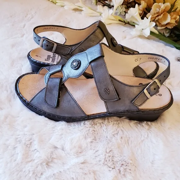 FINN COMFORT Adana Pewter Corten Leather T Strap Sling Silver Sandal Women US9.5