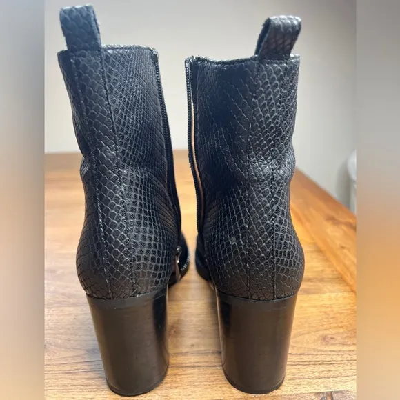 Franco Sarto Boots Pebbled Leather Black L-Owens Zipper Ankle Booties Sz 7.5